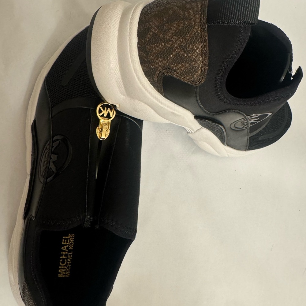 MICHAEL Michael Kors
MMK Sami Trainer Wedge Sneakers - Picture 14 of 14